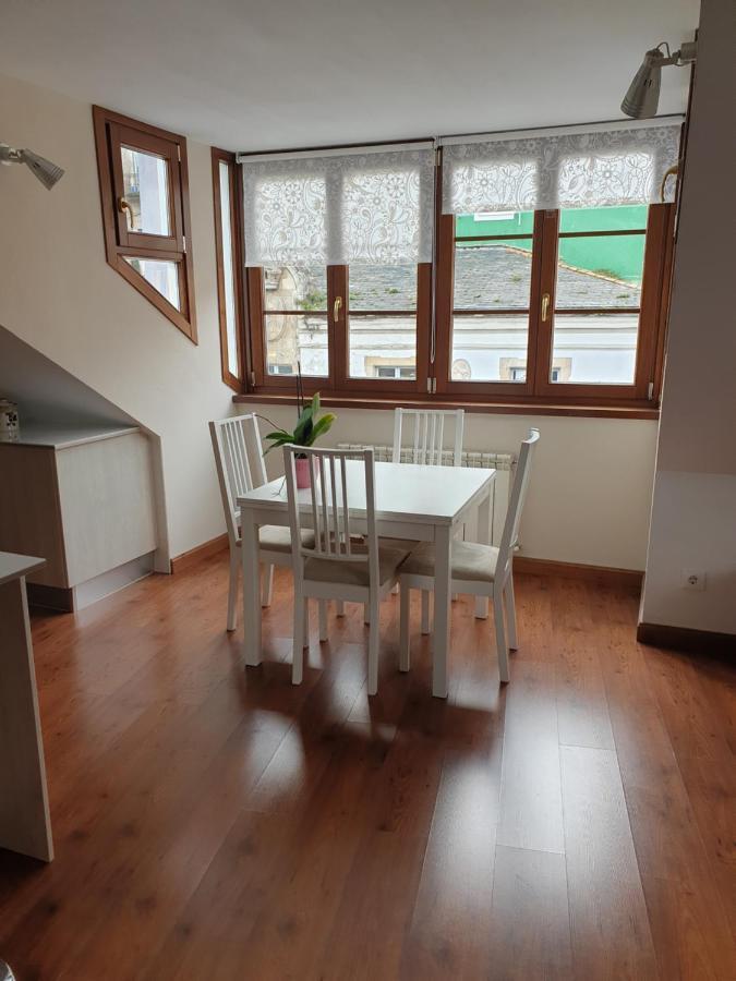 Atico Cine Colon Apartment Ribadeo Bagian luar foto