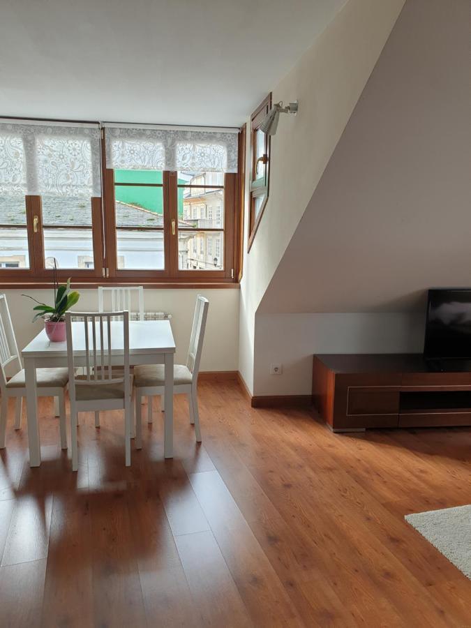 Atico Cine Colon Apartment Ribadeo Bagian luar foto