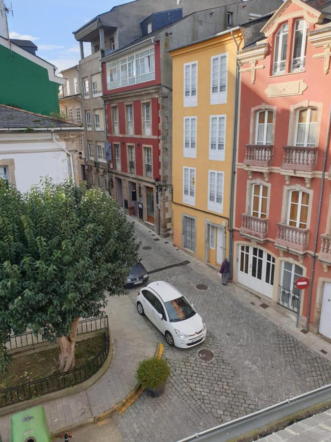 Atico Cine Colon Apartment Ribadeo Bagian luar foto